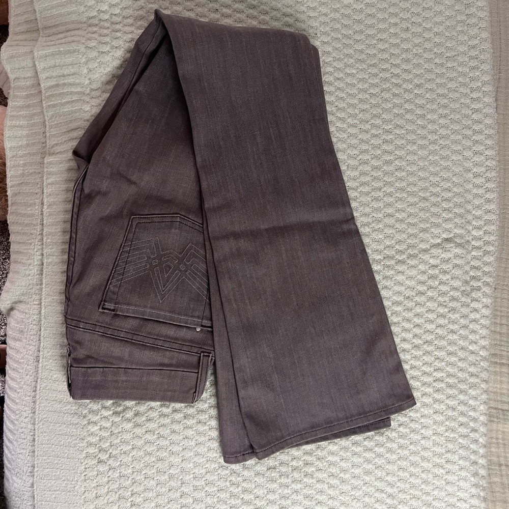 7 for all mankind lilac color wide leg jeans in size 25
